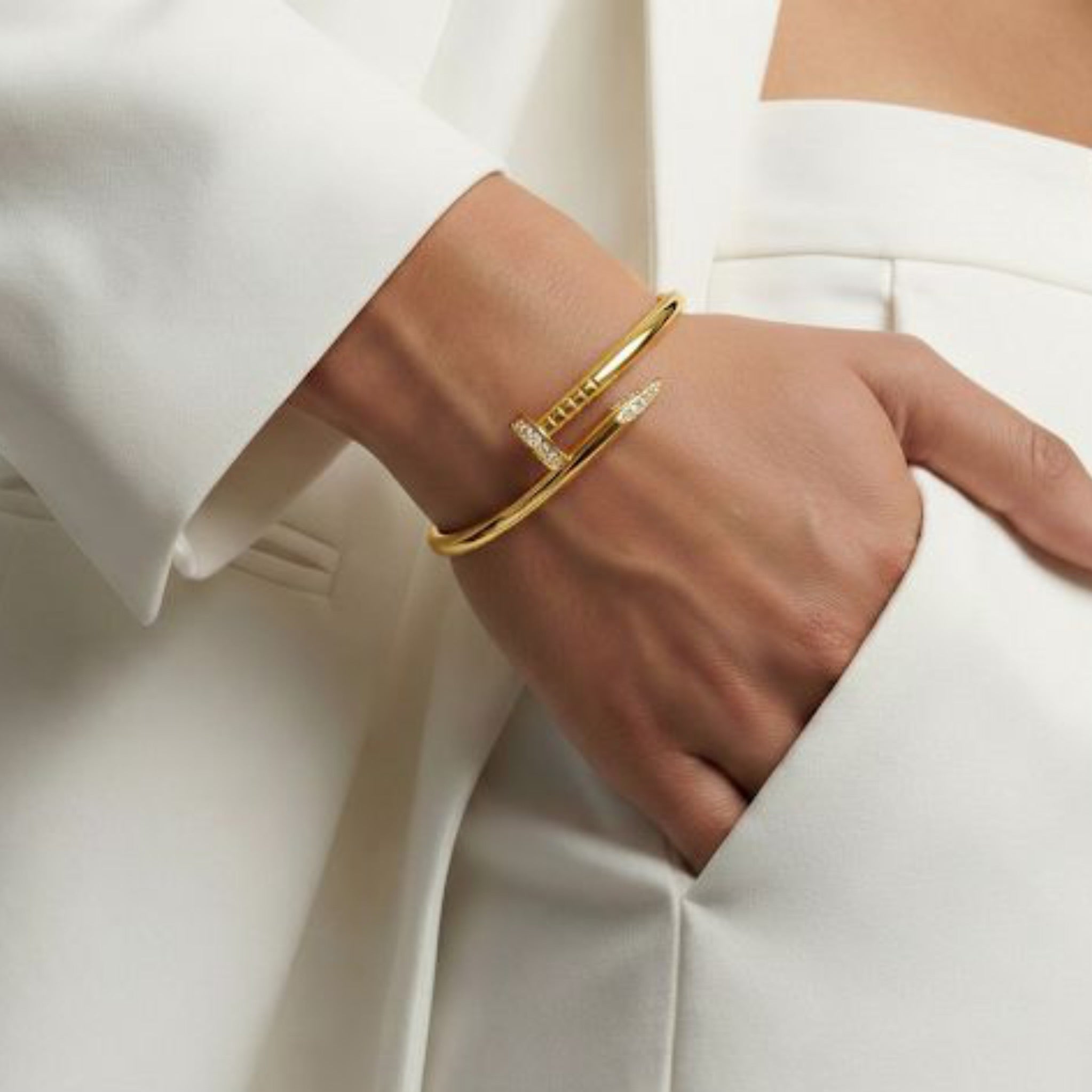 Rhinestones Cartier Nail Bracelet