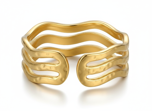 Wavy lines Layered Ring