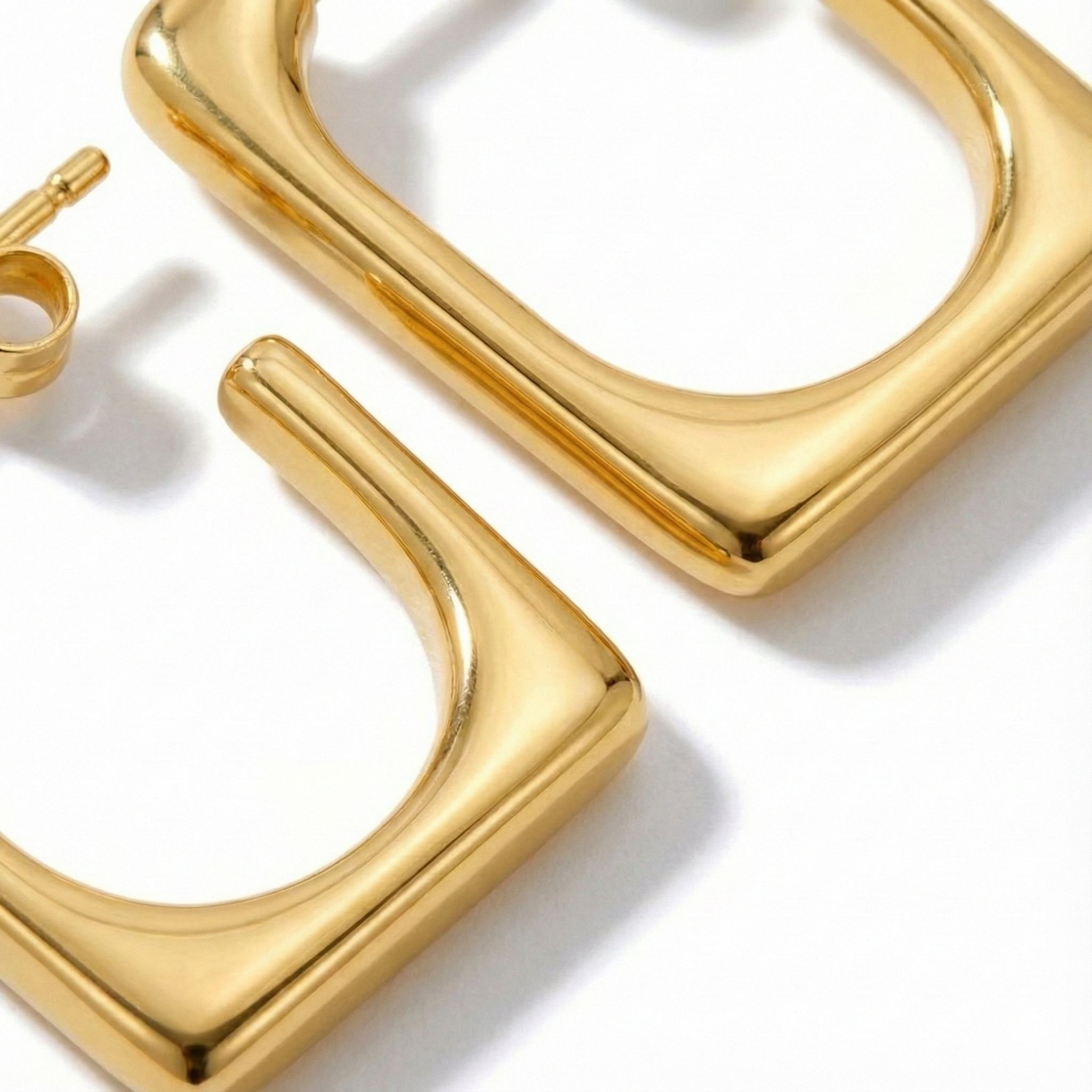 Sleek Geometric Gold Rectangular Hoop Earrings