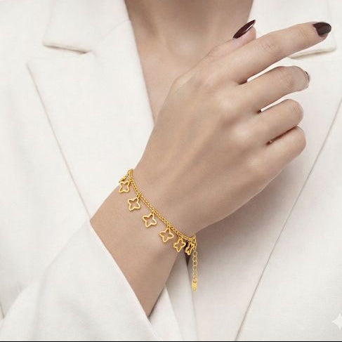 Cute Gold Clover Bracelet