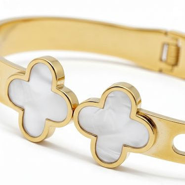 Double Clover Pearl Bangle